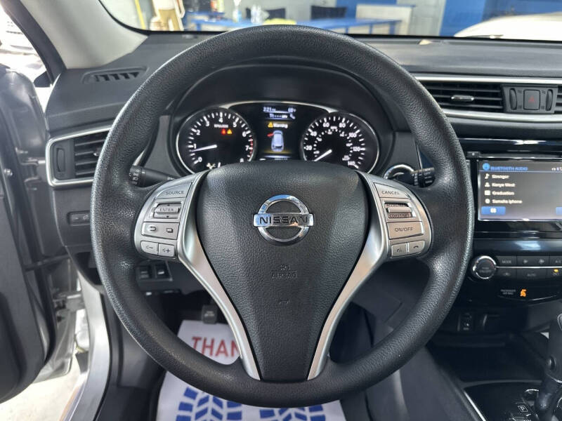 2016 Nissan Rogue SV