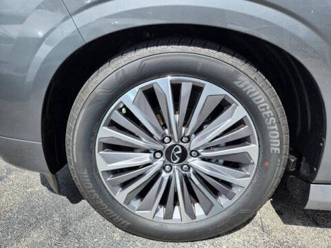 2025 Infiniti QX80 Sensory