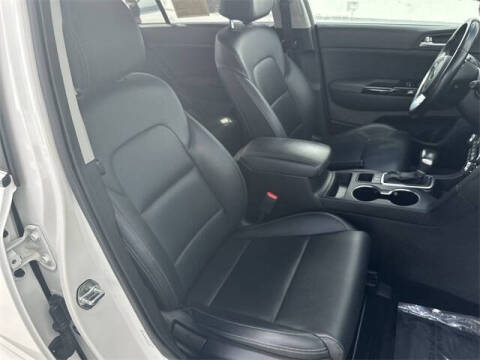 2022 Kia Sportage EX