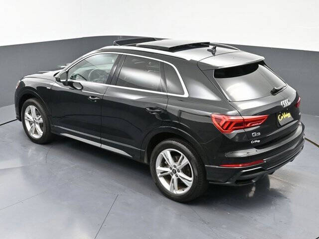 2022 Audi Q3 quattro S line Prem Plus 45 TFSI