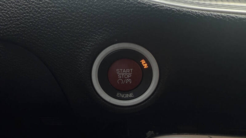 2015 Dodge Challenger SRT Hellcat