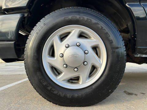 2009 Ford E-Series E-150
