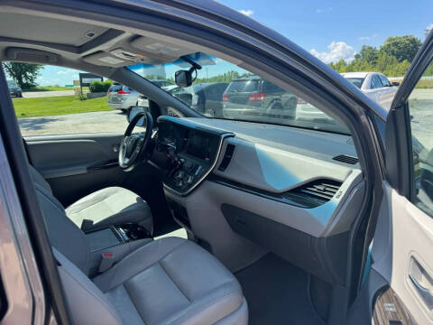 2015 Toyota Sienna