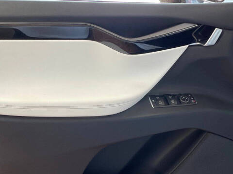 2018 Tesla Model X 75D