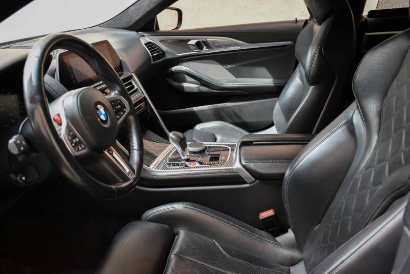 2020 BMW M8