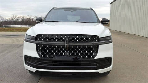 2025 Lincoln Navigator Black Label