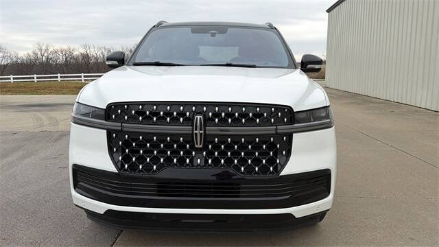 2025 Lincoln Navigator Black Label