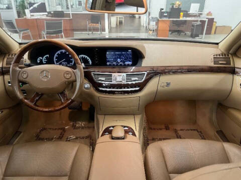 2009 Mercedes-Benz S-Class S 550 4MATIC