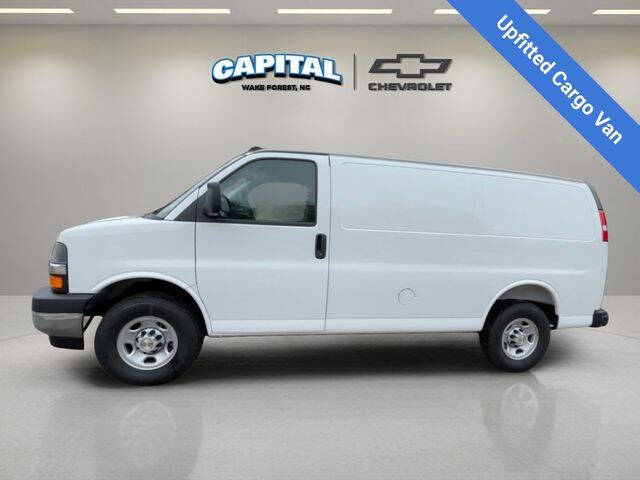2025 Chevrolet Express 2500
