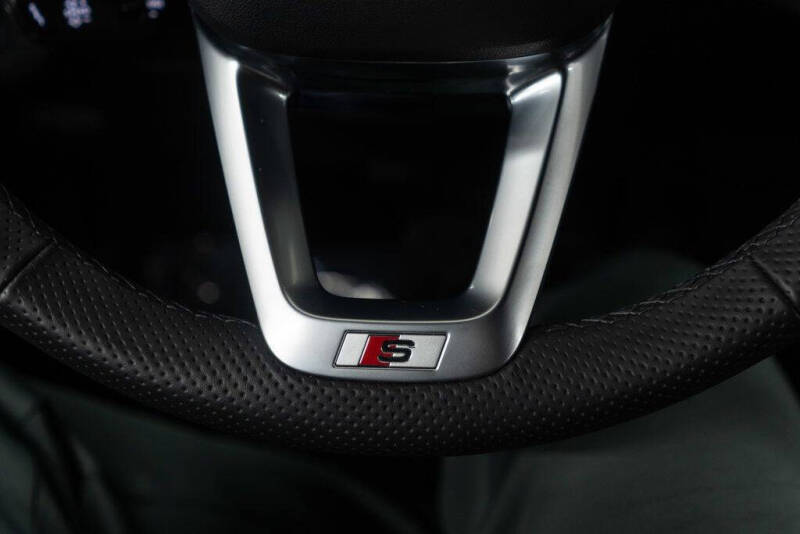 2024 Audi Q5 e quattro S line Prestg 55 TFSI