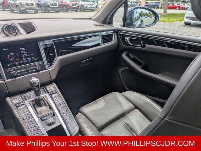2018 Porsche Macan