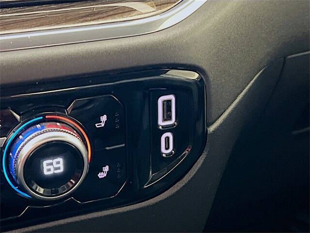 2024 GMC Sierra 1500 Elevation Standard