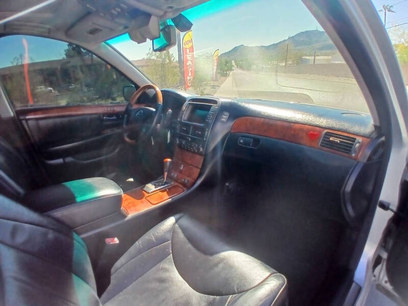 2004 Lexus LS 430