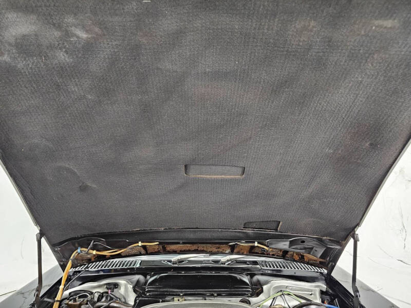 1986 Mercedes-Benz 560-Class 560 SL