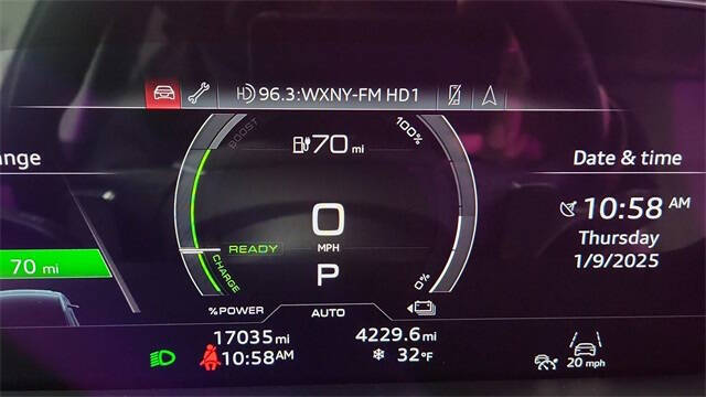 2024 Audi Q8 e-tron quattro Premium Plus