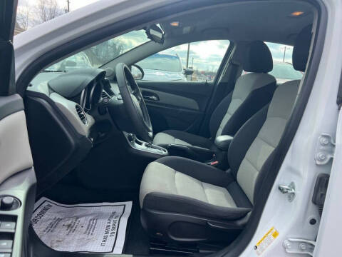 2015 Chevrolet Cruze LS Auto