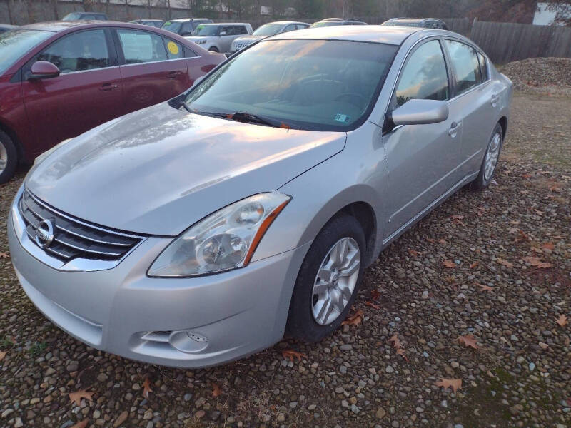 2010 Nissan Altima's photo