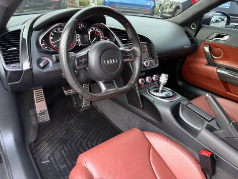 2012 Audi R8 5.2 quattro