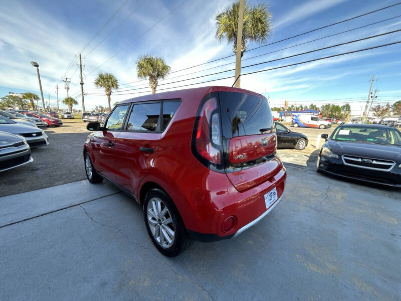 2017 Kia Soul +