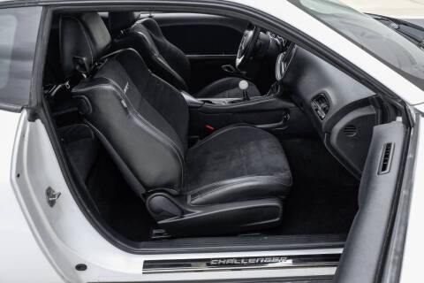 2015 Dodge Challenger SRT 392