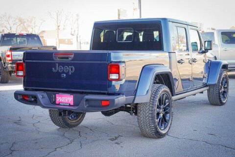 2025 Jeep Gladiator NightHawk