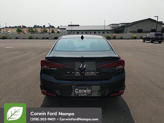 2020 Hyundai Elantra