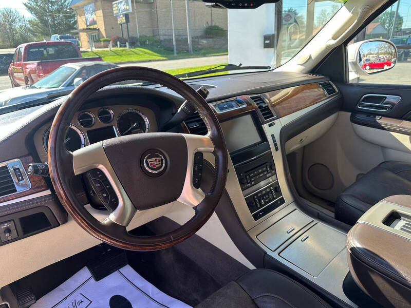 2014 Cadillac Escalade Platinum