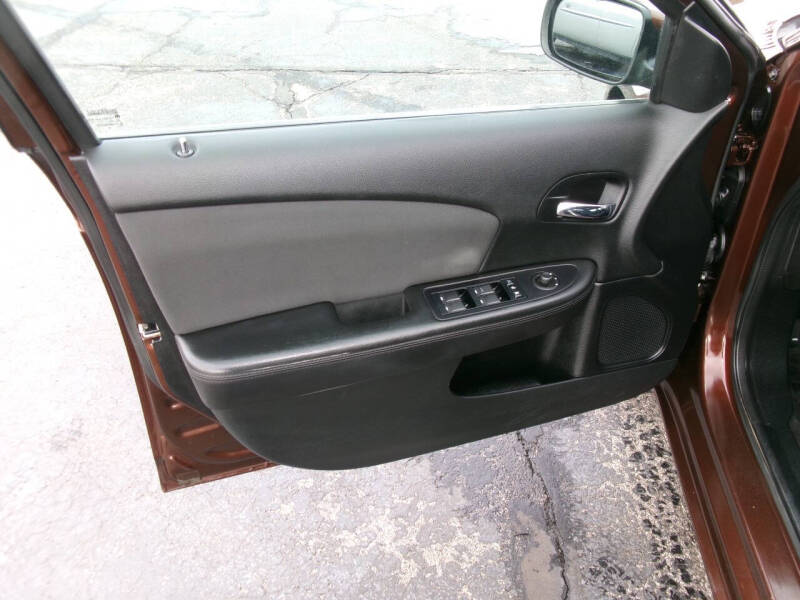 2012 Chrysler 200 Touring