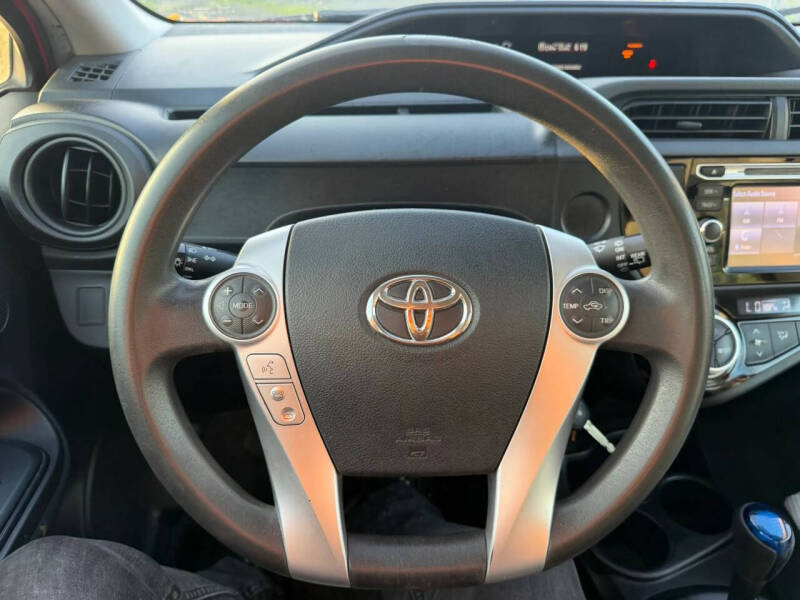 2015 Toyota Prius c