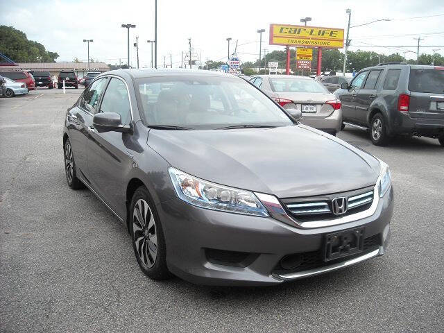 2014 Honda Accord Hybrid for sale at Luxury Auto Sales, Inc in Norfolk, VA