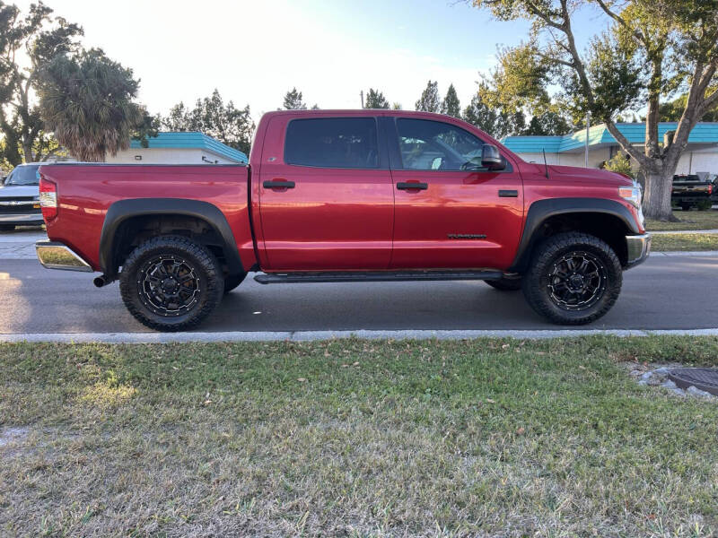2017 Toyota Tundra SR5