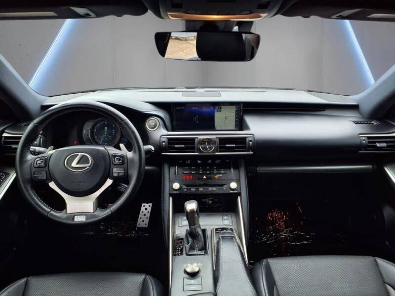 2018 Lexus IS 350