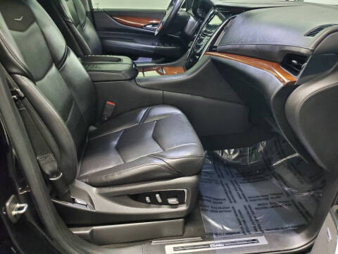 2018 Cadillac Escalade Premium Luxury