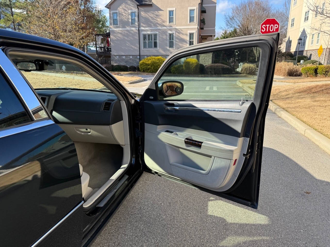 2007 Chrysler 300 for sale at B Brother Auto Sales in Duluth, GA