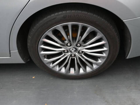 2019 Toyota Avalon Limited