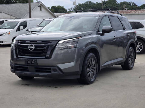 2022 Nissan Pathfinder SV