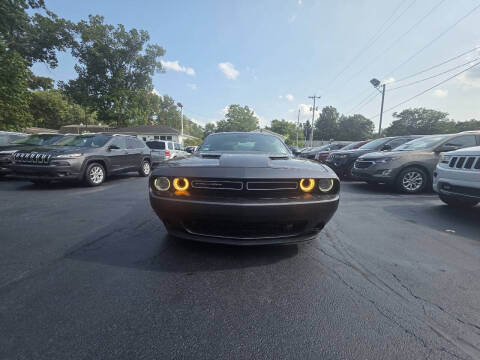 2015 Dodge Challenger SXT