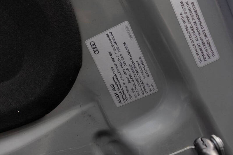 2020 Audi SQ5 3.0T quattro Premium Plus