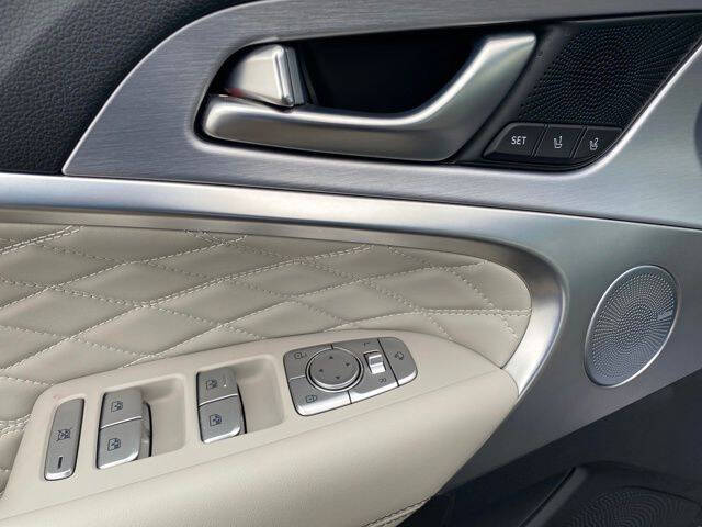 2020 Genesis G70