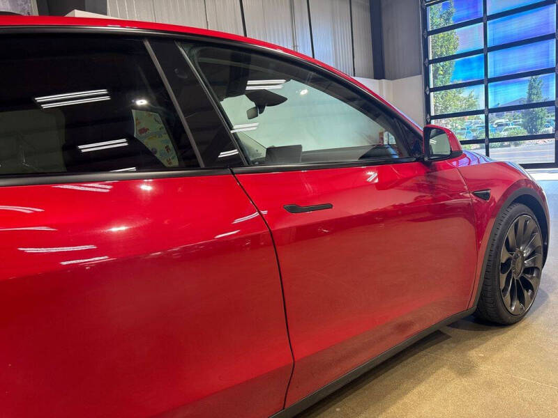 2023 Tesla Model Y Performance