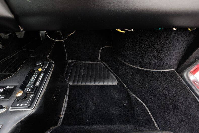 1977 Ferrari 308 GT4