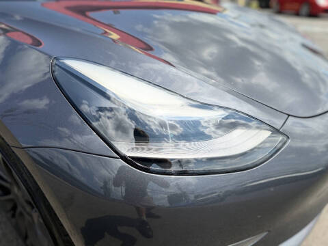 2023 Tesla Model 3 Performance