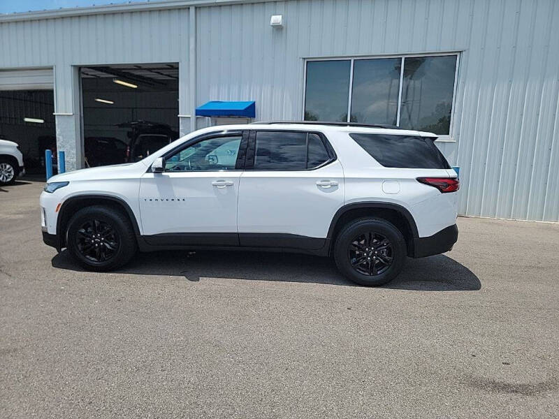 2023 Chevrolet Traverse LT Cloth
