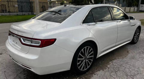 2017 Lincoln Continental Select