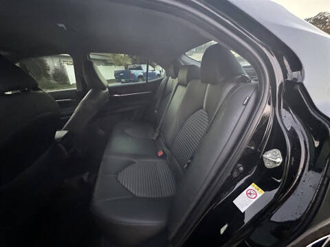 2018 Toyota Camry SE