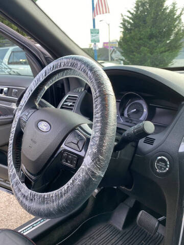 2017 Ford Explorer Sport