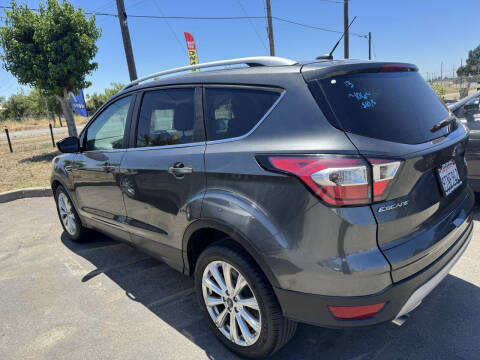 2017 Ford Escape Titanium