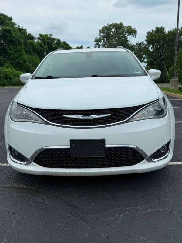 2018 Chrysler Pacifica Touring L