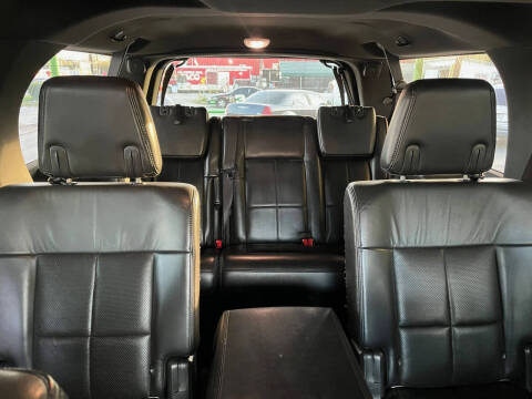 2013 Lincoln Navigator L