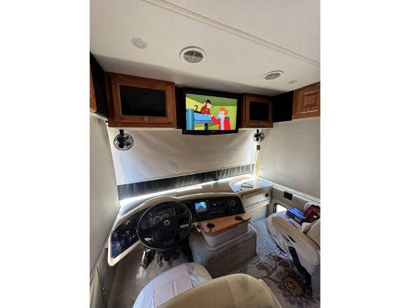 2009 Freightliner MC Chassis